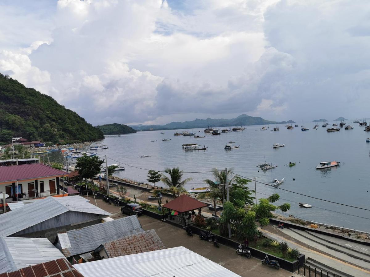 Flamingo Avia Labuan Bajo Hotel Exterior photo